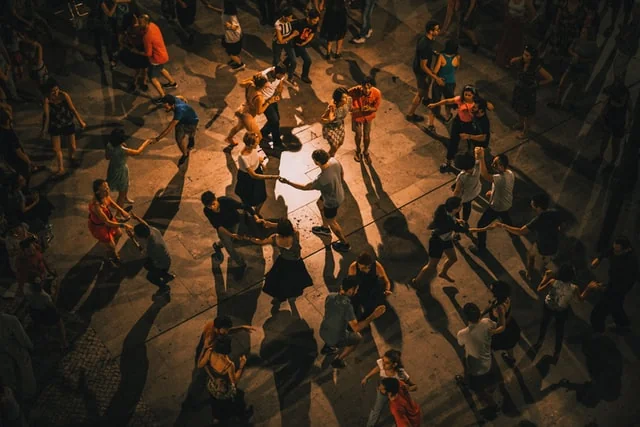 Salsa dance classes in Nottingham